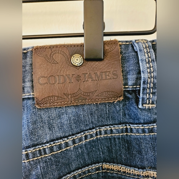 Cody James Men's Straight Leg Jeans - Picture 6 of 11